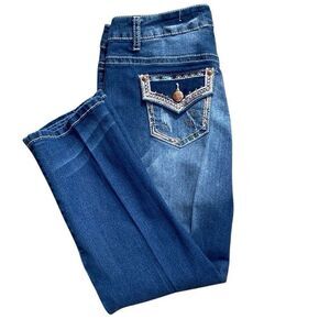 Est 1948 Denim Women’s Size 8 Straight Leg Mid-Rise Embellished Crop Blue Jeans